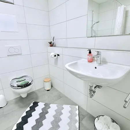 Zentrumsnah, Balkon, Amazon Prime,self Checkin Appartement Augsburg