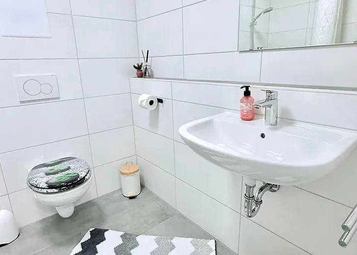 Zentrumsnah, Balkon, Amazon Prime,self Checkin Apartment Augsburg